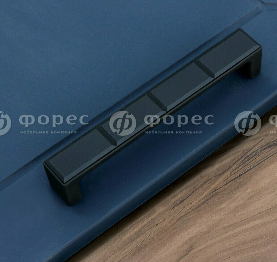 Модульная матовая кухня Юта МДФ Синий софт: ручка черная "SOFT"
