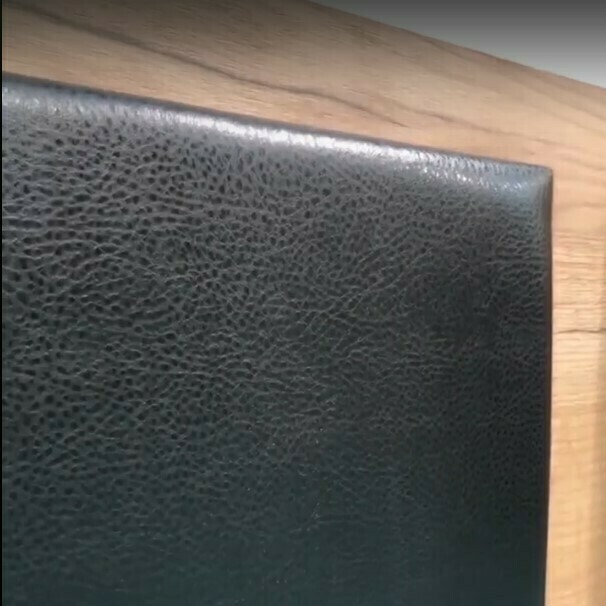 Модульная спальня Бриона Дуб золотой/Венге (внешний вид вживую в интерьере) Спальня Бриона Дуб золотой/Венге