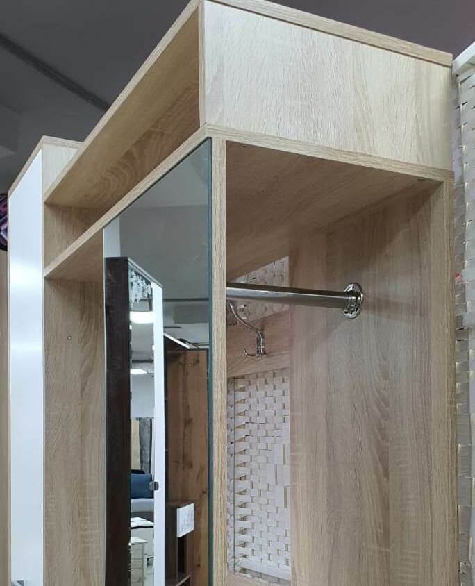 Маленькая готовая прихожая Ница Прихожая Ница Белый/Дуб Сонома