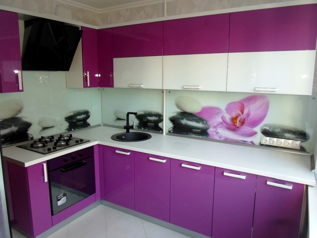 Дизайн-проект фиолетовой кухни №7<br>